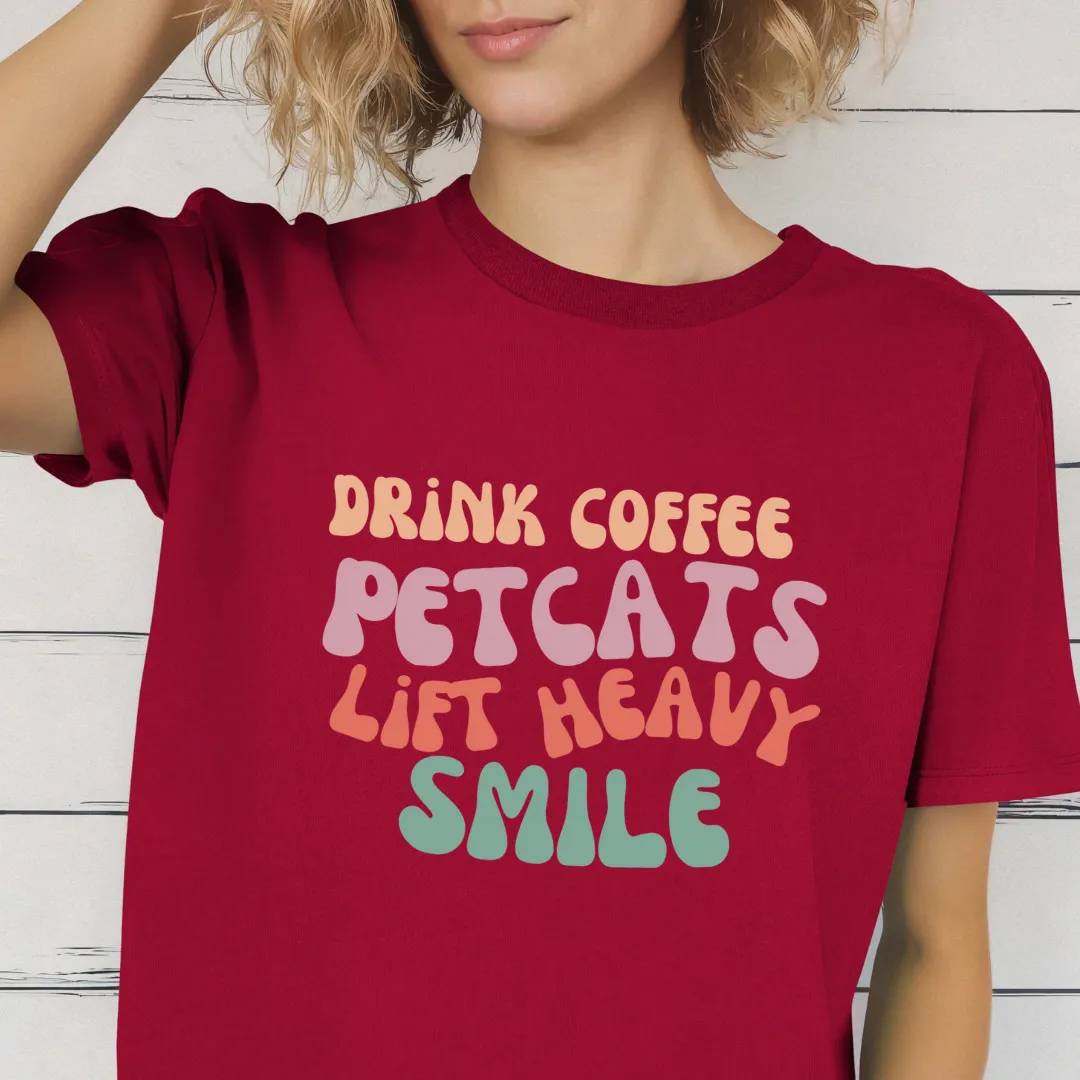 Cute Retro Graphic Tee Drink Coffee Tshirt Pet Cats T-shirts Lift Heavy T-shirt Smile T Shirts for Cat Lover gifts for Gym Tees Workout tees