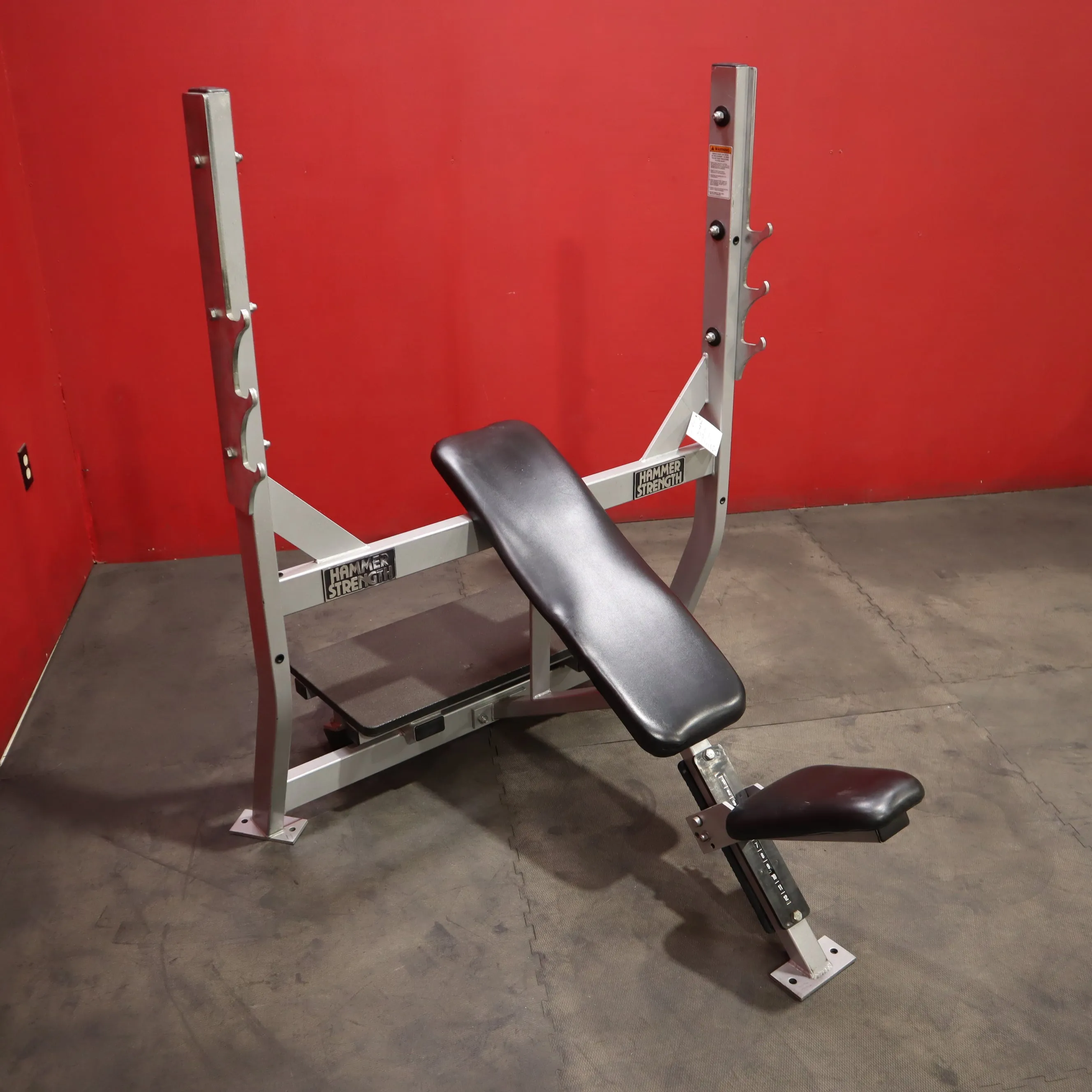 Hammer Strength Olympic Incline Bench Press (Used)