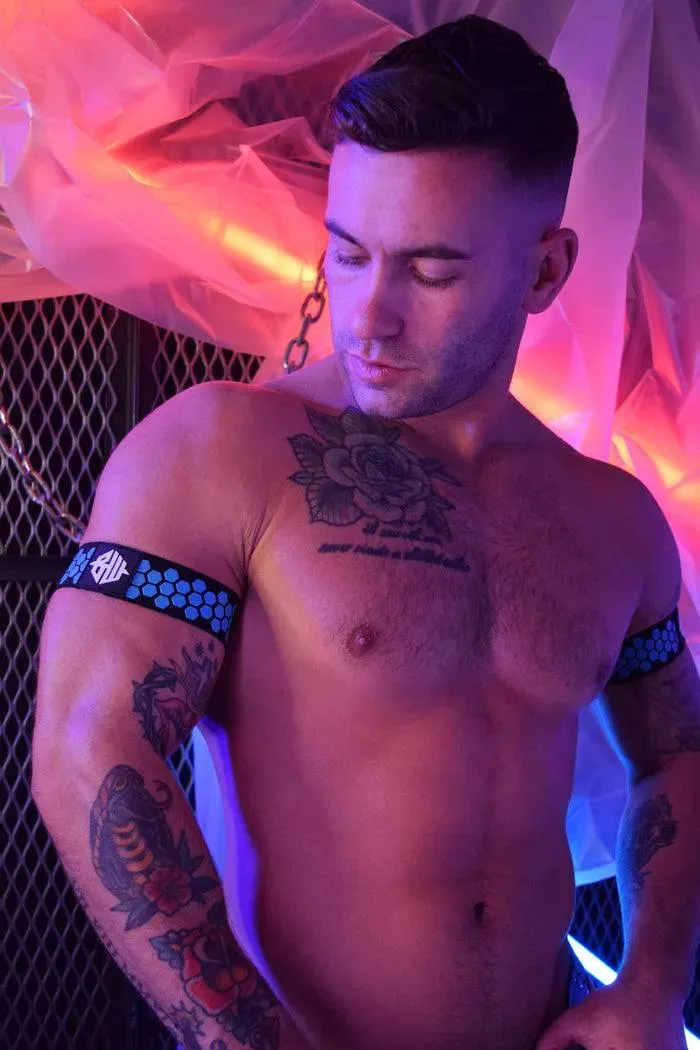 HEX ARMBANDS-AQUA BLUE
