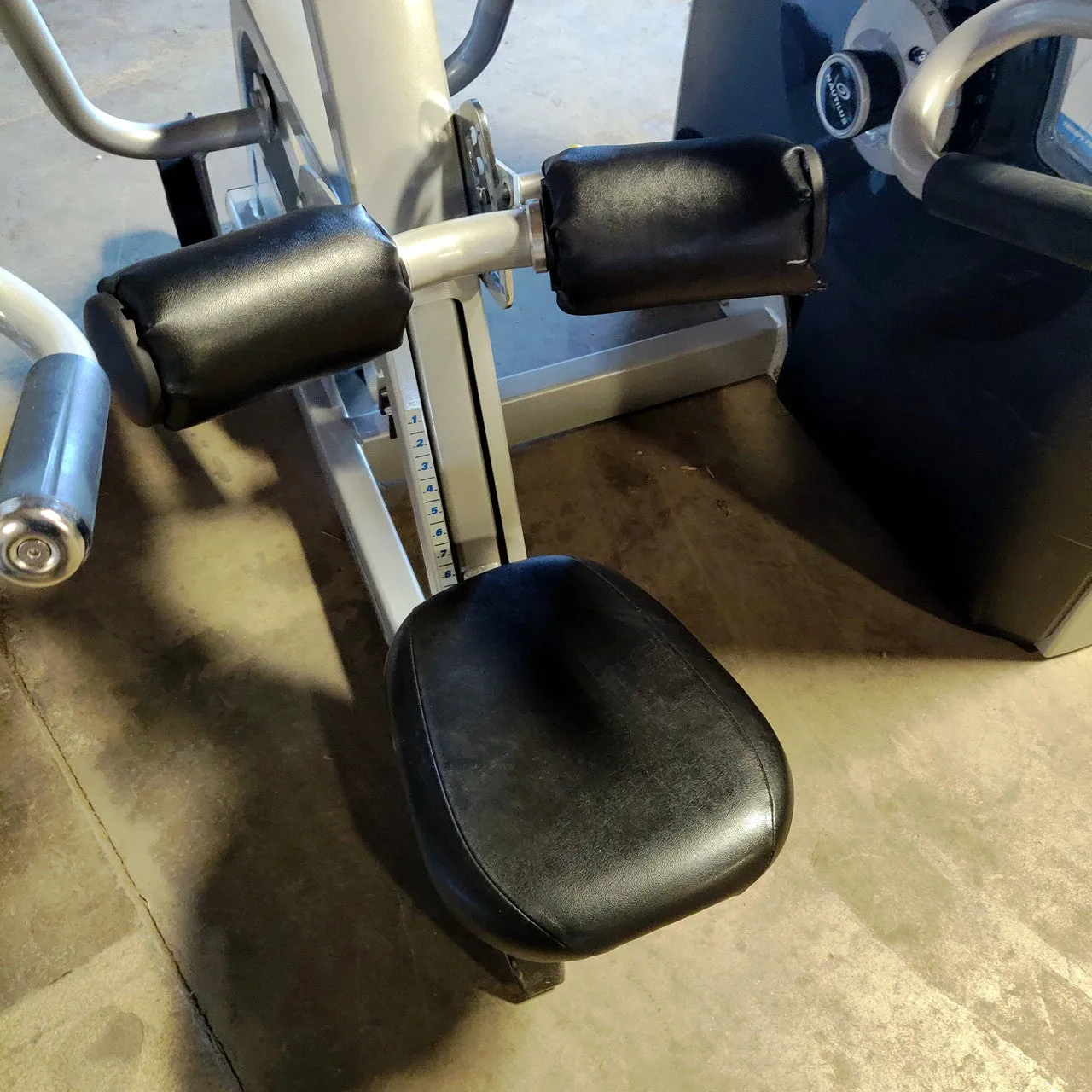 Nautilus ONE Triceps Press Pushdown