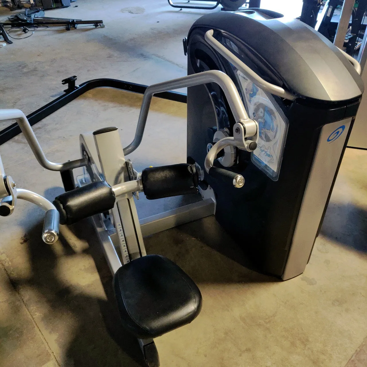 Nautilus ONE Triceps Press Pushdown