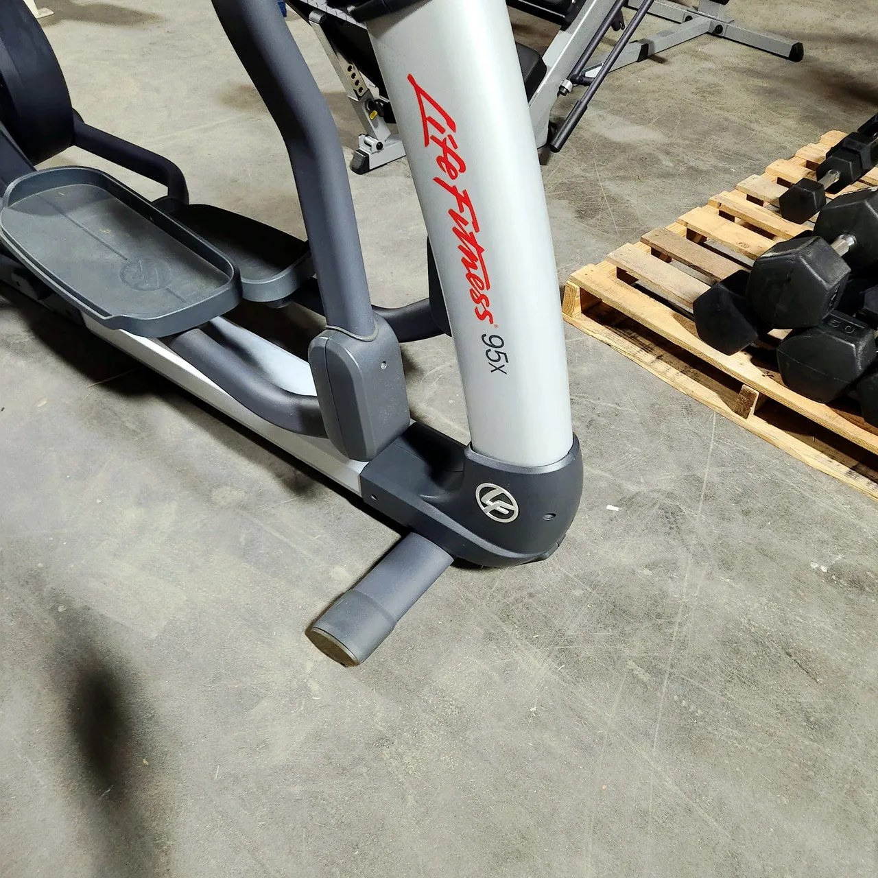Refurbished Life Fitness 95X Elliptical with Engage Console