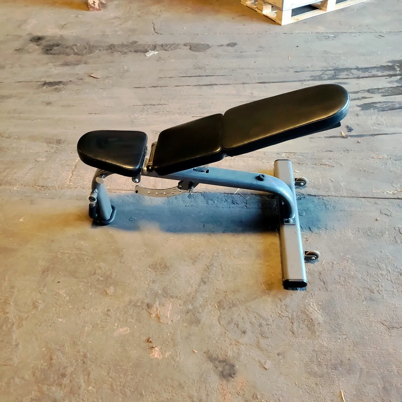 TAG Fitness Adjustable Weight Bench