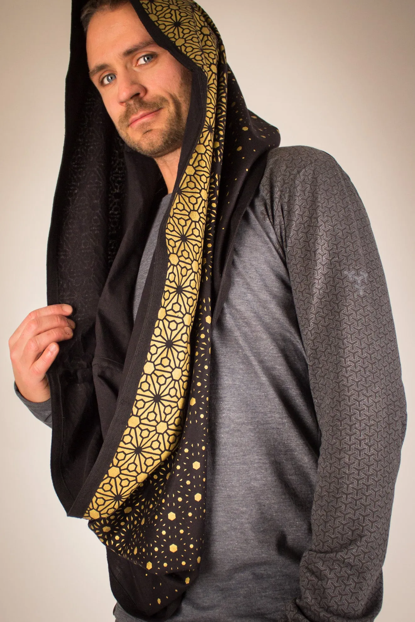 Tube Scarf Hex Flower